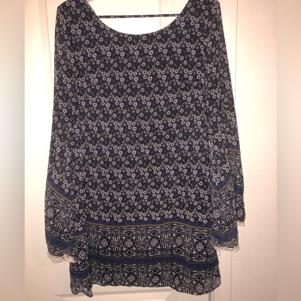 Bell arm purple dress